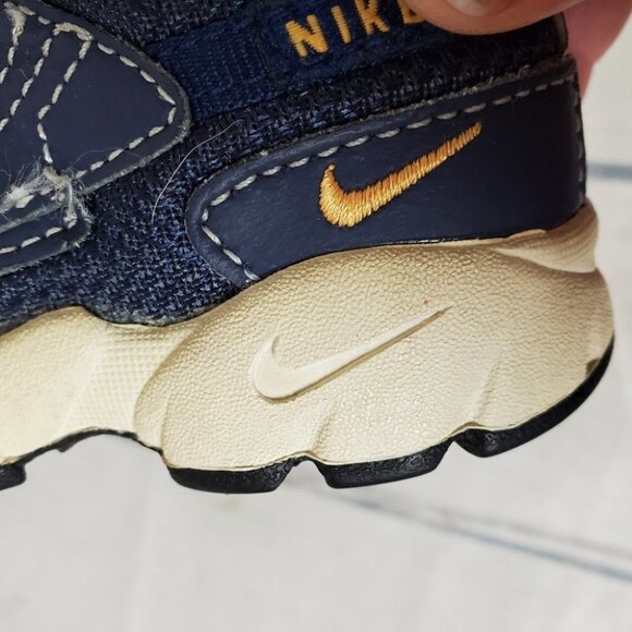 Vintage Nike ACG Baby Terra Sebec Sneaker Gray Midnight Size 4C - Picture 2 of 11